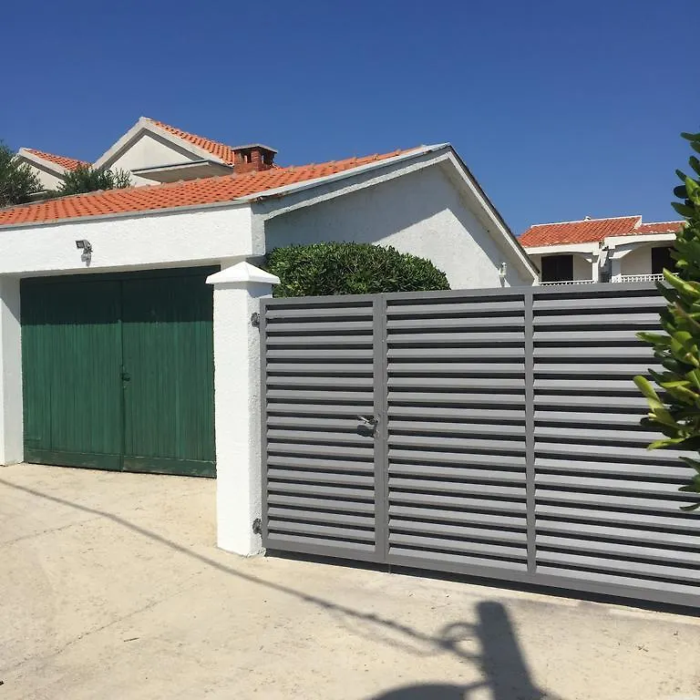 Beachfront Skoblar Holiday Home With Seaview Privlaka  Croatia